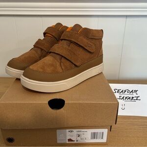 NWT UGG Boys Size 2 Rennon Sneaker Boot
